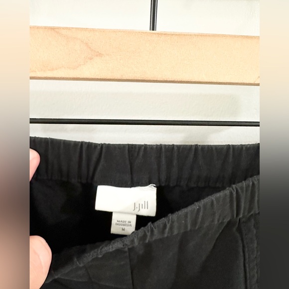 J. Jill Elastic Waist Pull On Ankle Pants Black Size Medium - Picture 6 of 7
